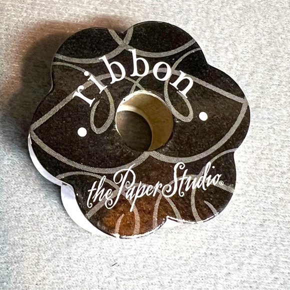 Paper Studio71 Spools of Assorted Ribbons Plus Storage Case ( MOST ARE NOT USED) - Picture 7 of 11